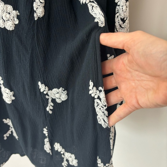 Free People - Picture 12 of 12